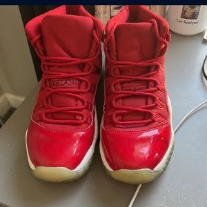 RED JORDAN 11s 5.5Y